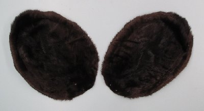 Picture of this lot Tanned Round Beaver Hides, Furs, Pelts, Skins