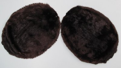 Picture of this lot Tanned Round Beaver Hides, Furs, Pelts, Skins
