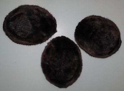 Picture of this lot Tanned Round Beaver Hides, Furs, Pelts, Skins