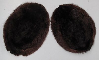Picture of this lot Tanned Round Beaver Hides, Furs, Pelts, Skins