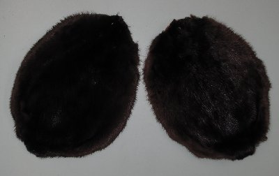 Picture of this lot Tanned Round Beaver Hides, Furs, Pelts, Skins