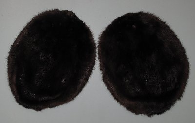 Picture of this lot Tanned Round Beaver Hides, Furs, Pelts, Skins