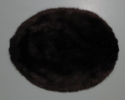 Picture of this lot Tanned Round Beaver Hides, Furs, Pelts, Skins