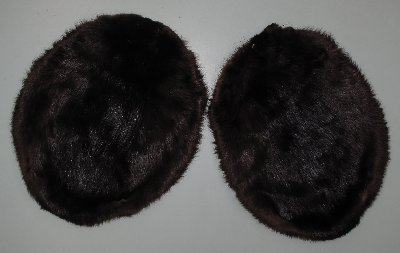 Picture of this lot Tanned Round Beaver Hides, Furs, Pelts, Skins